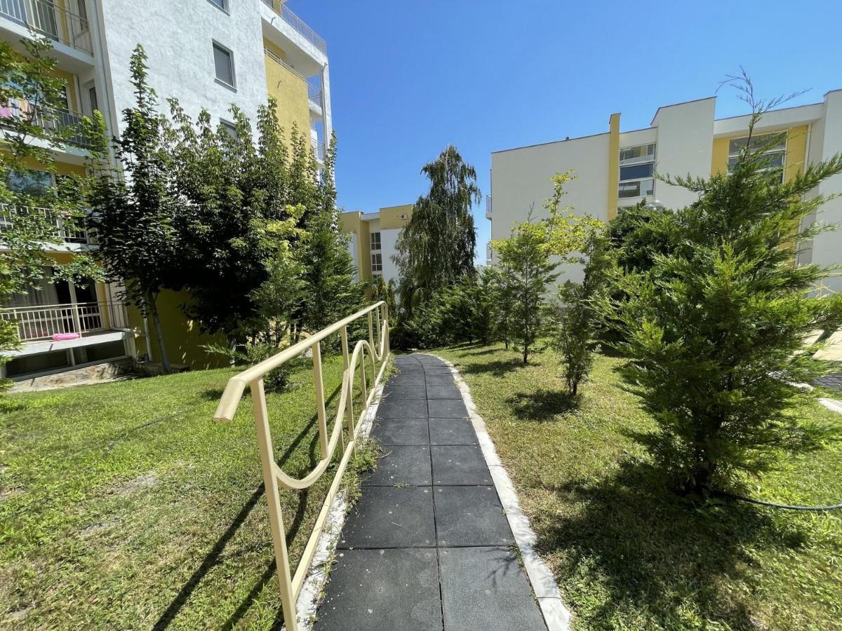 Fort Noks - Menada Apartments スヴェティ・ヴラス エクステリア 写真