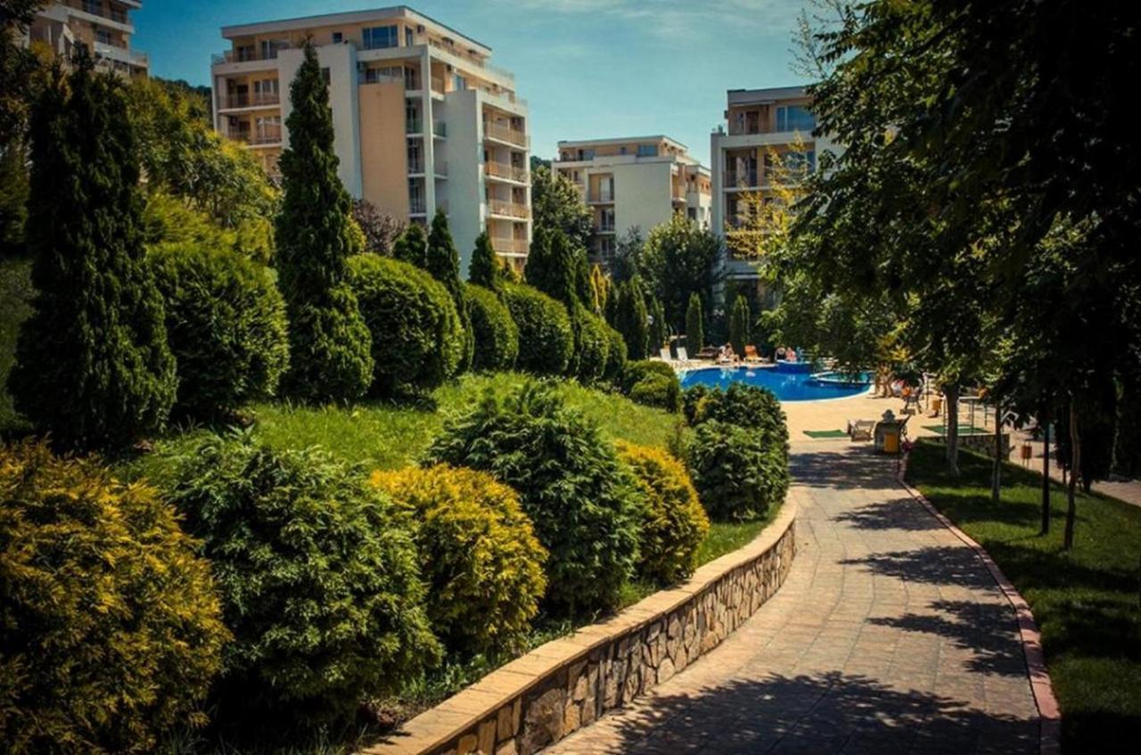 Fort Noks - Menada Apartments スヴェティ・ヴラス エクステリア 写真