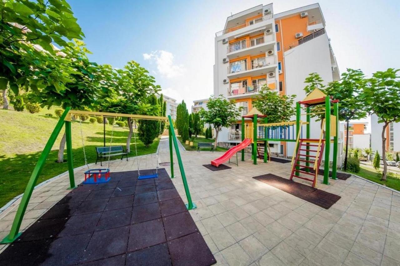 Fort Noks - Menada Apartments スヴェティ・ヴラス エクステリア 写真