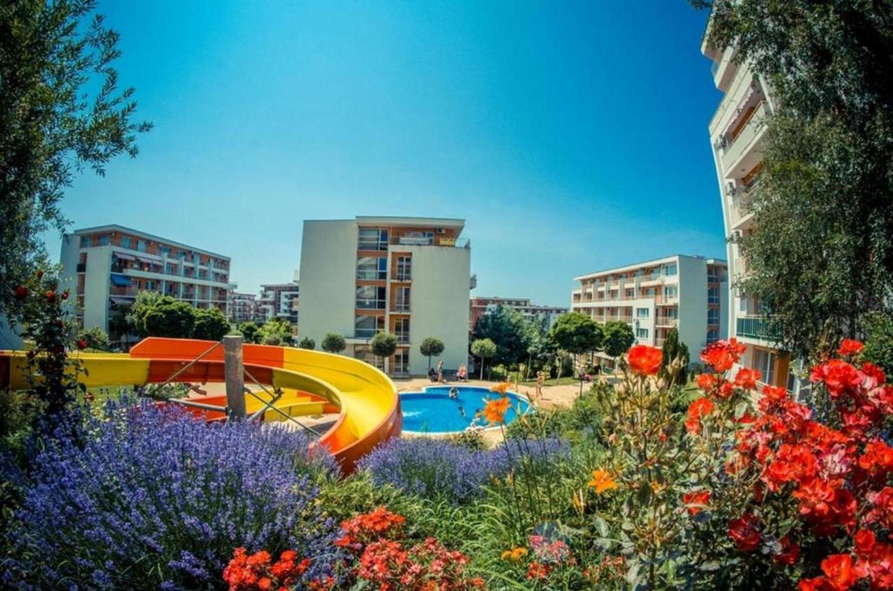 Fort Noks - Menada Apartments スヴェティ・ヴラス エクステリア 写真